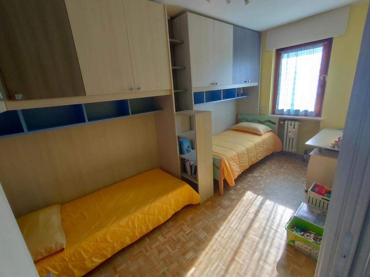 Appartamento Chentre En Ville - A 2 Passi Dal Centro - Parcheggio Gratuito - Cir-Vda-Aosta-0073 Exterior foto